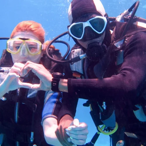 PADI-Discover-Scuba-Diving-4-600x800